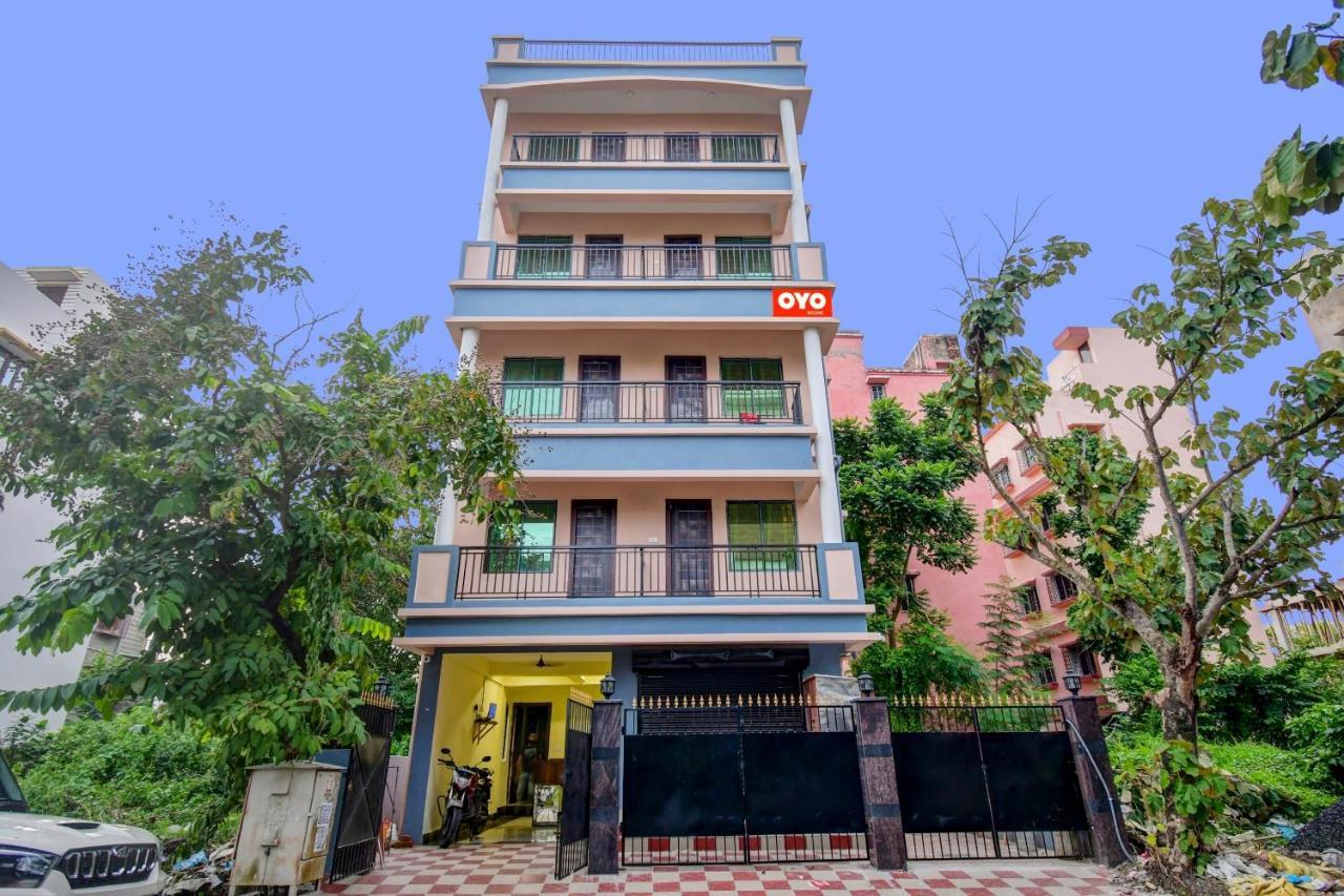 Oyo 92945 The Rs Villa 加尔各答 外观 照片